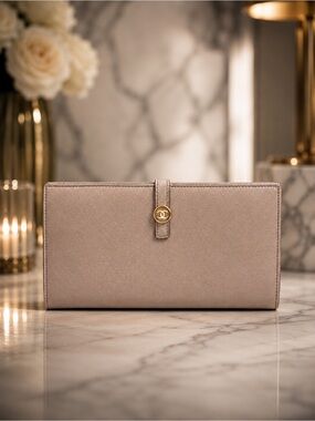 CHANEL Gray Caviar Leather Long Snap Bifold Wallet | Dust Bag & Shopping Bag